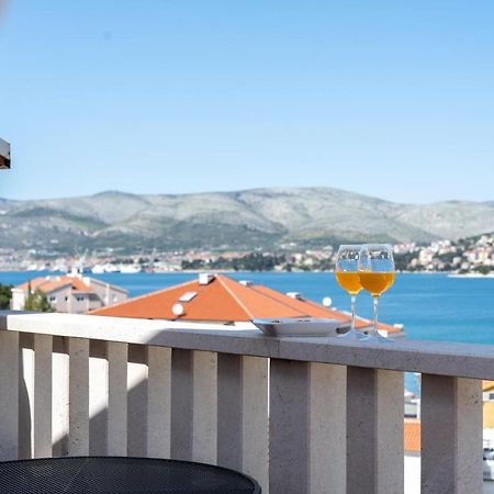Dalmatia Apartments Ciovo Trogir Exteriör bild