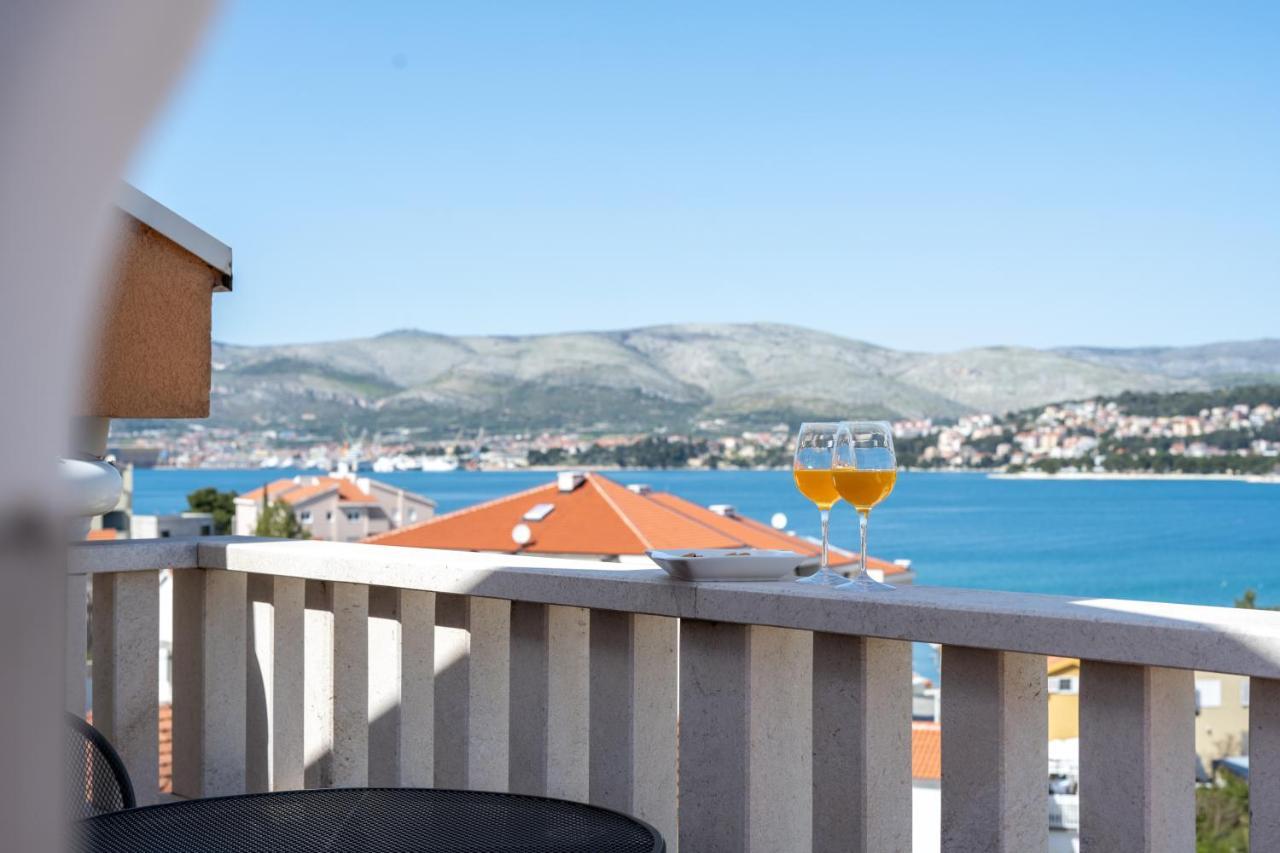 Dalmatia Apartments Ciovo Trogir Exteriör bild