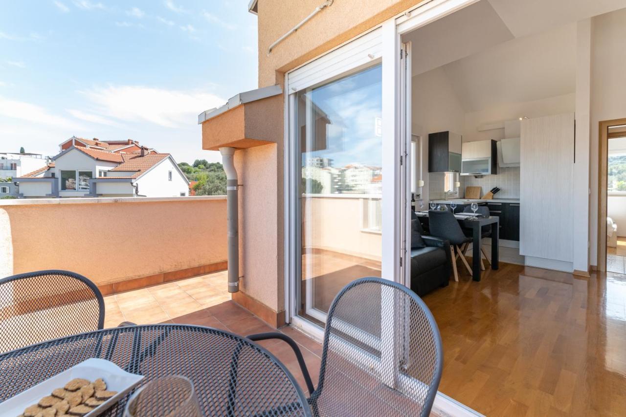 Dalmatia Apartments Ciovo Trogir Exteriör bild
