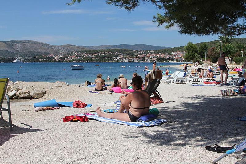 Dalmatia Apartments Ciovo Trogir Exteriör bild